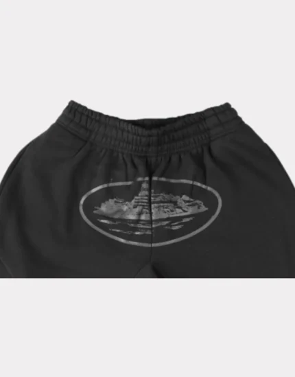 Corteiz-Alcatraz-Shorts-Triple-Black-1