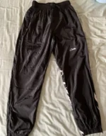 Corteiz-Big-Logo-Joggers-Black-2